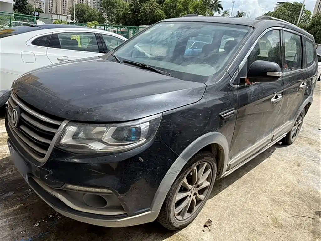 DONGFENG FORTHING SX6 2016