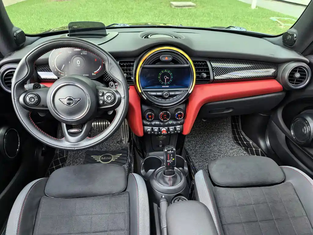 MINI JCW 2020