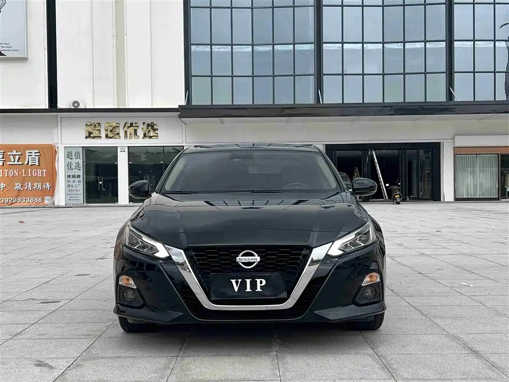 NISSAN TEANA 2021