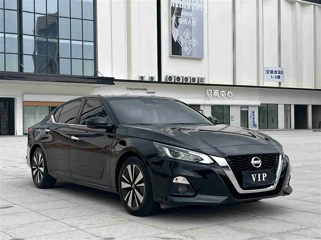 NISSAN TEANA 2021