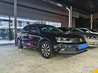 VOLKSWAGEN SAGITAR 2017