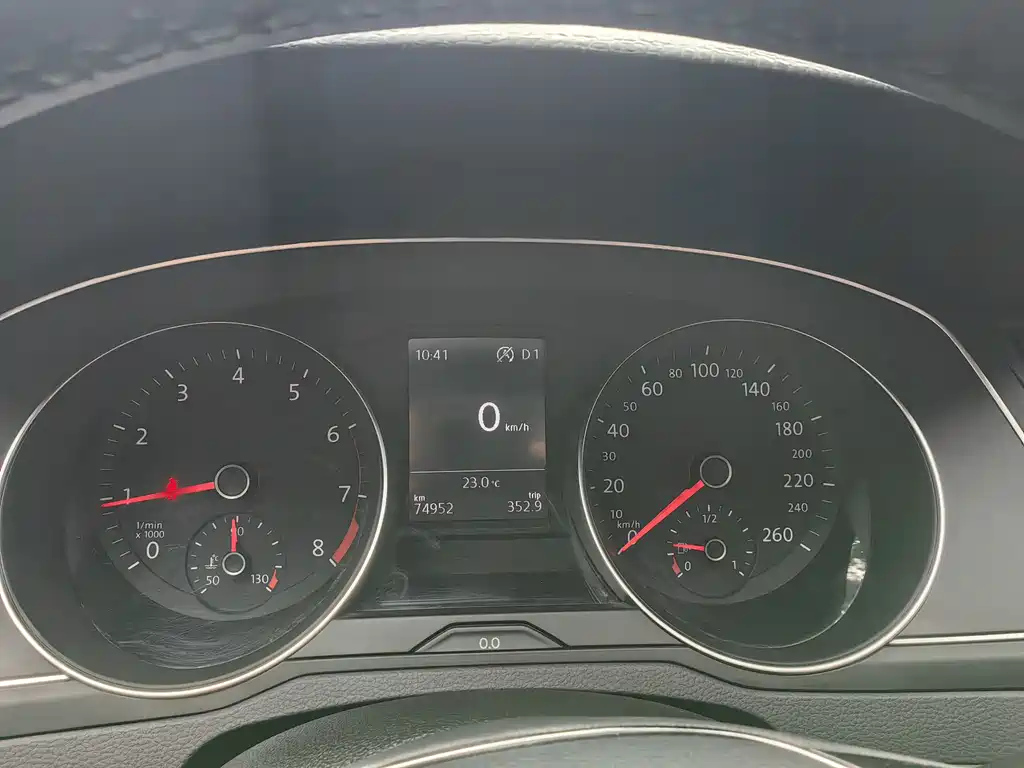 VOLKSWAGEN MAGOTAN 2018