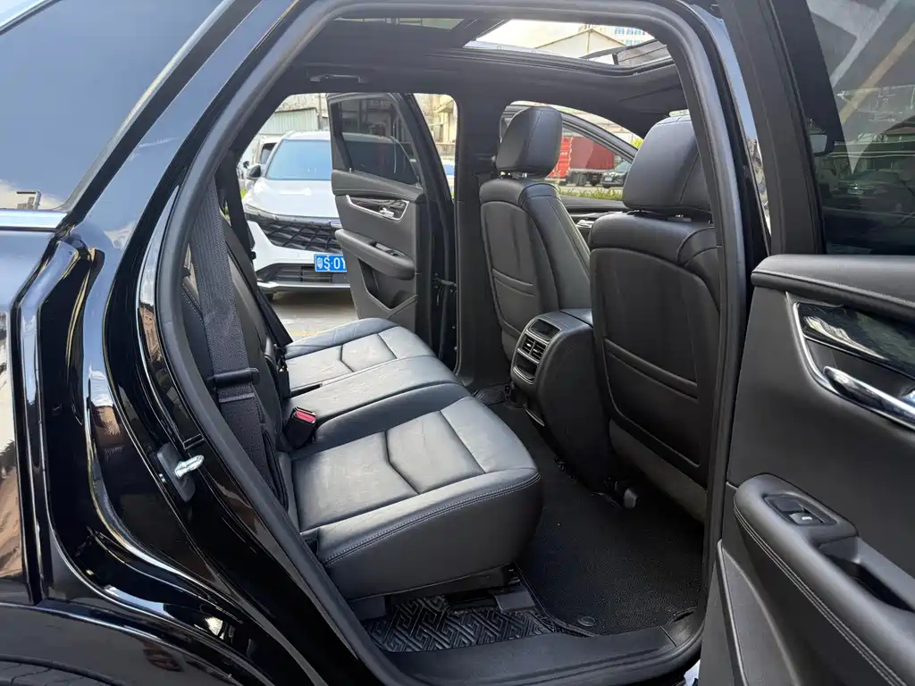 CADILLAC XT5 2020