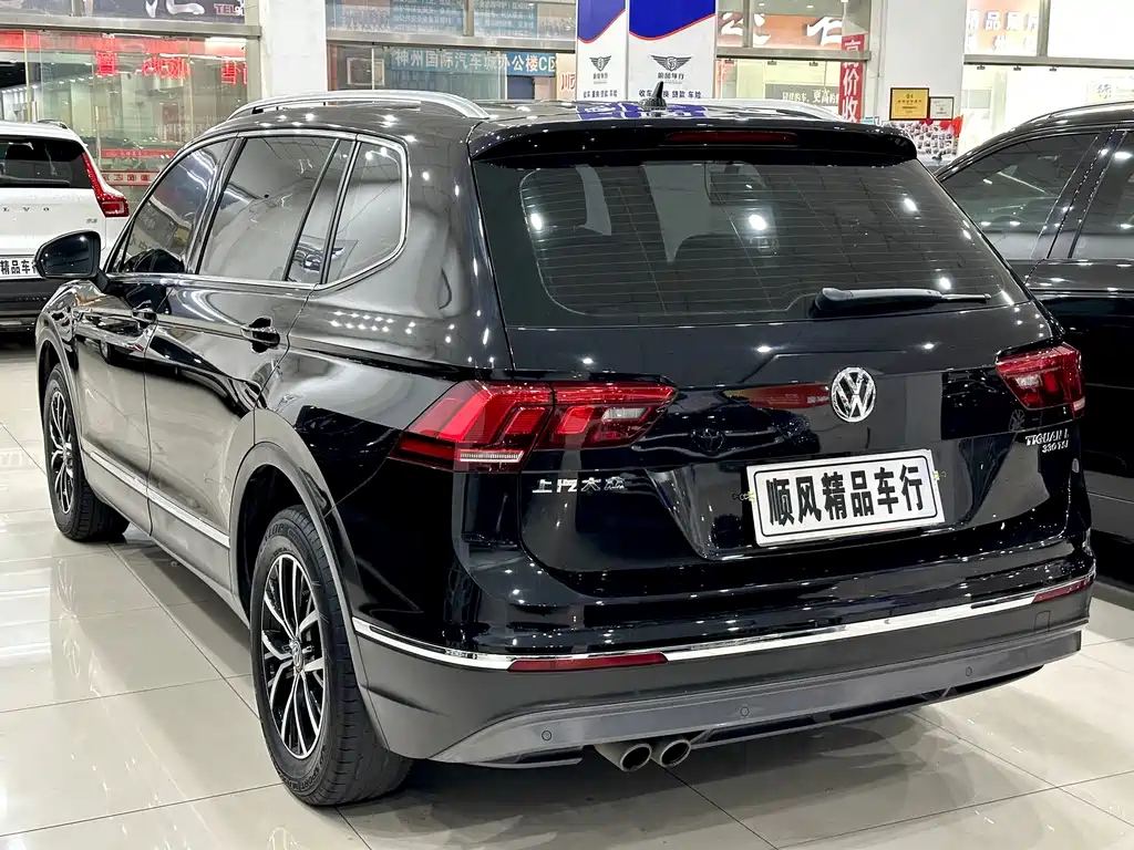 VOLKSWAGEN TIGUAN L 2018