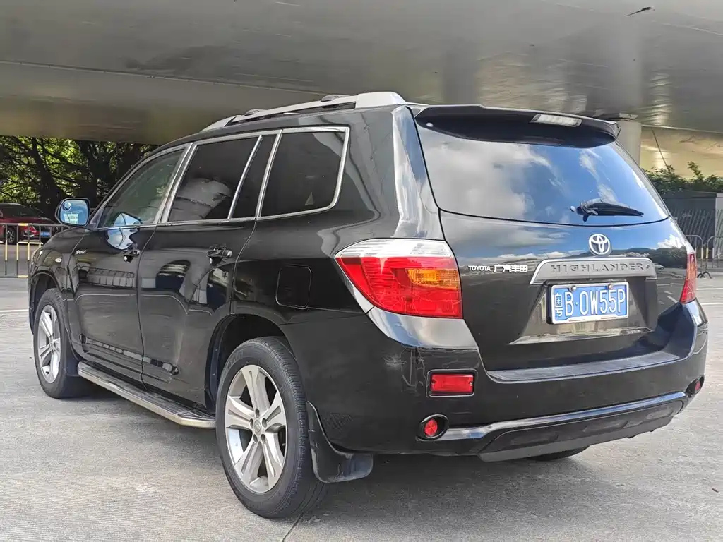 TOYOTA HIGHLANDER 2012