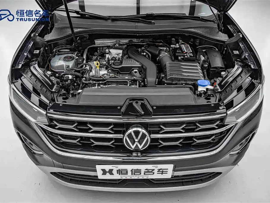 VOLKSWAGEN TAYRON 2025