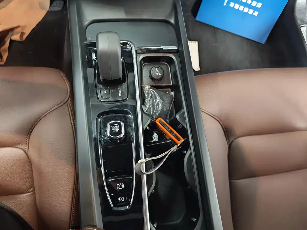VOLVO S60 2022