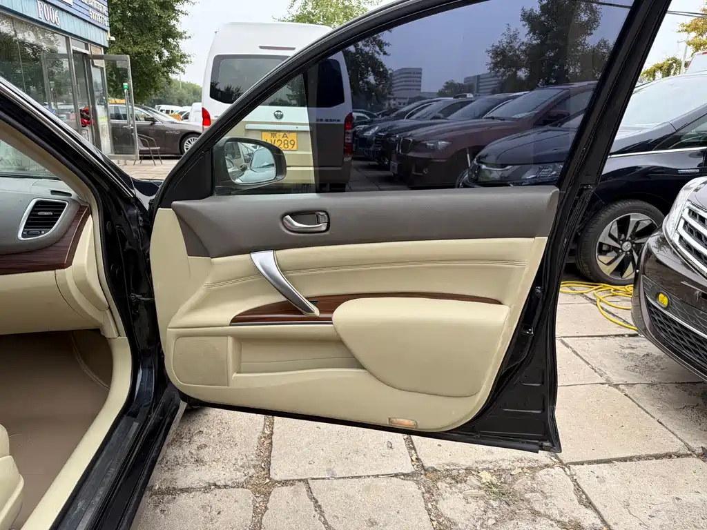 NISSAN TEANA 2008
