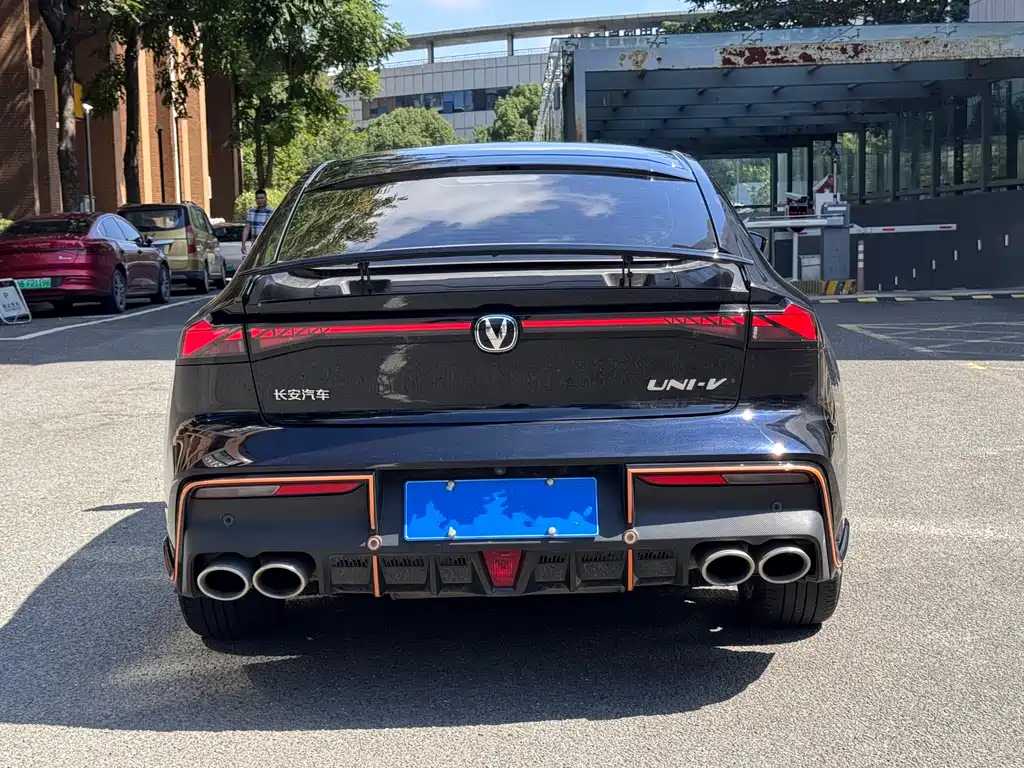 CHANGAN UNI-V 2023