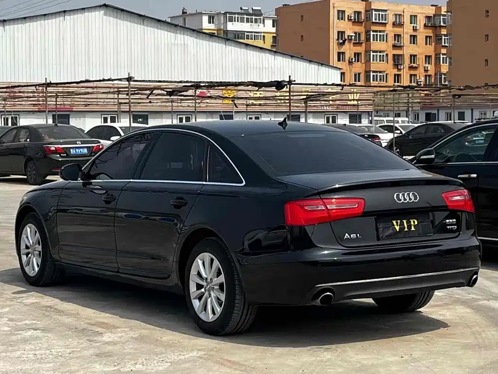 AUDI A6L 2015