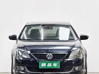 VOLKSWAGEN BORA 2012