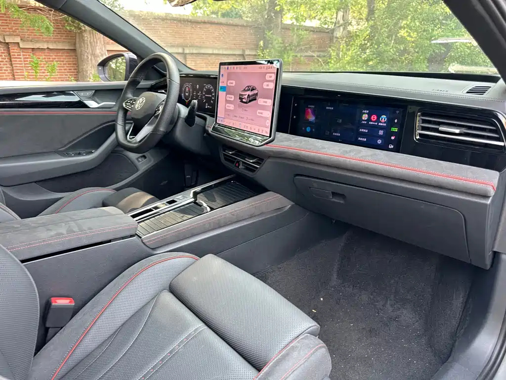 VOLKSWAGEN MAGOTAN 2024