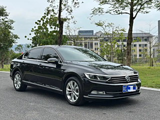 VOLKSWAGEN MAGOTAN 2018
