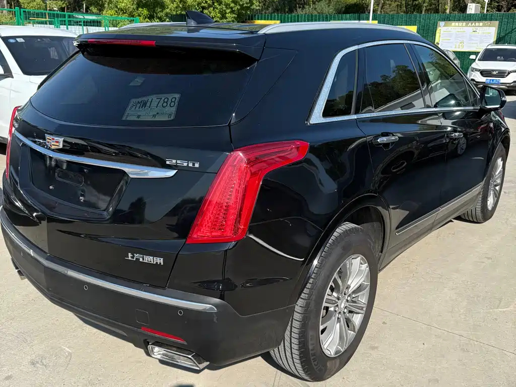 CADILLAC XT5 2016