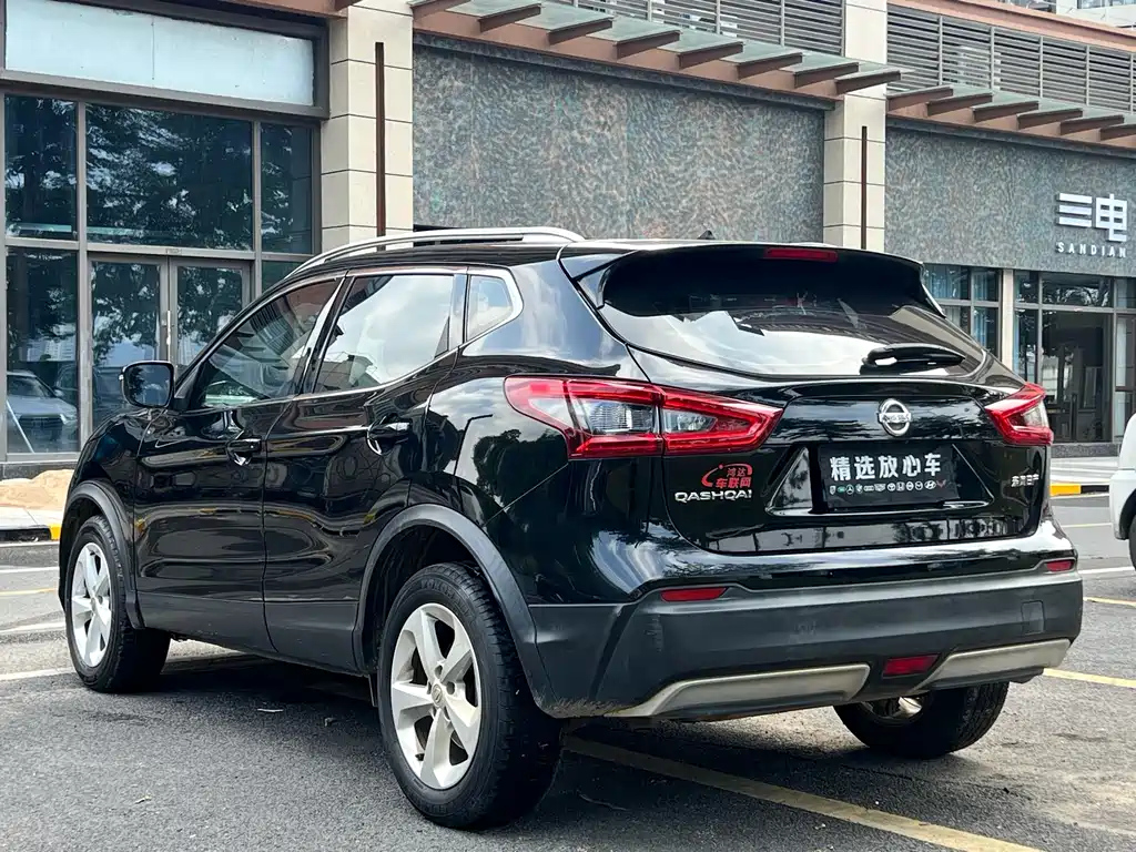 NISSAN QASHQAI 2021