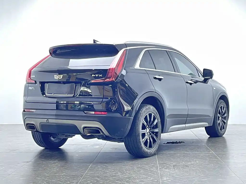 CADILLAC XT4 2022