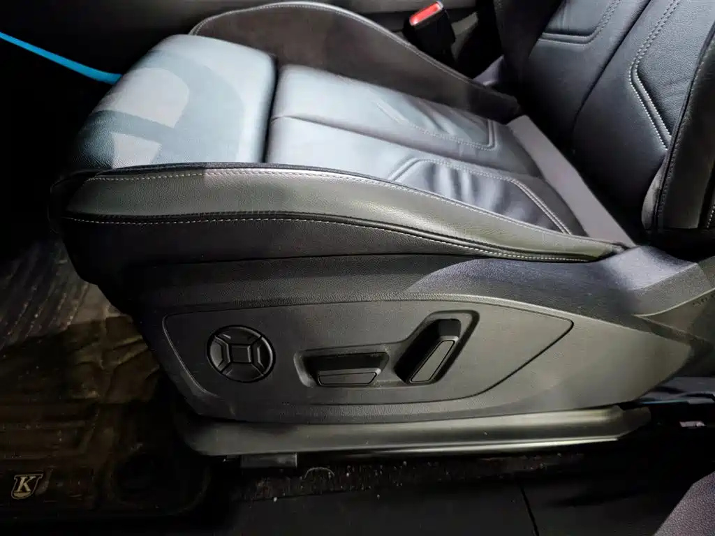 AUDI Q3 SPORTBACK 2021