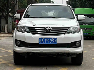 TOYOTA FORTUNER