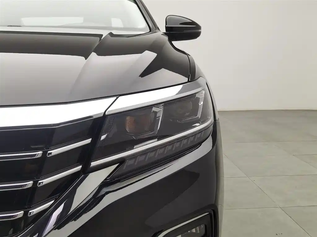 VOLKSWAGEN PASSAT 2020