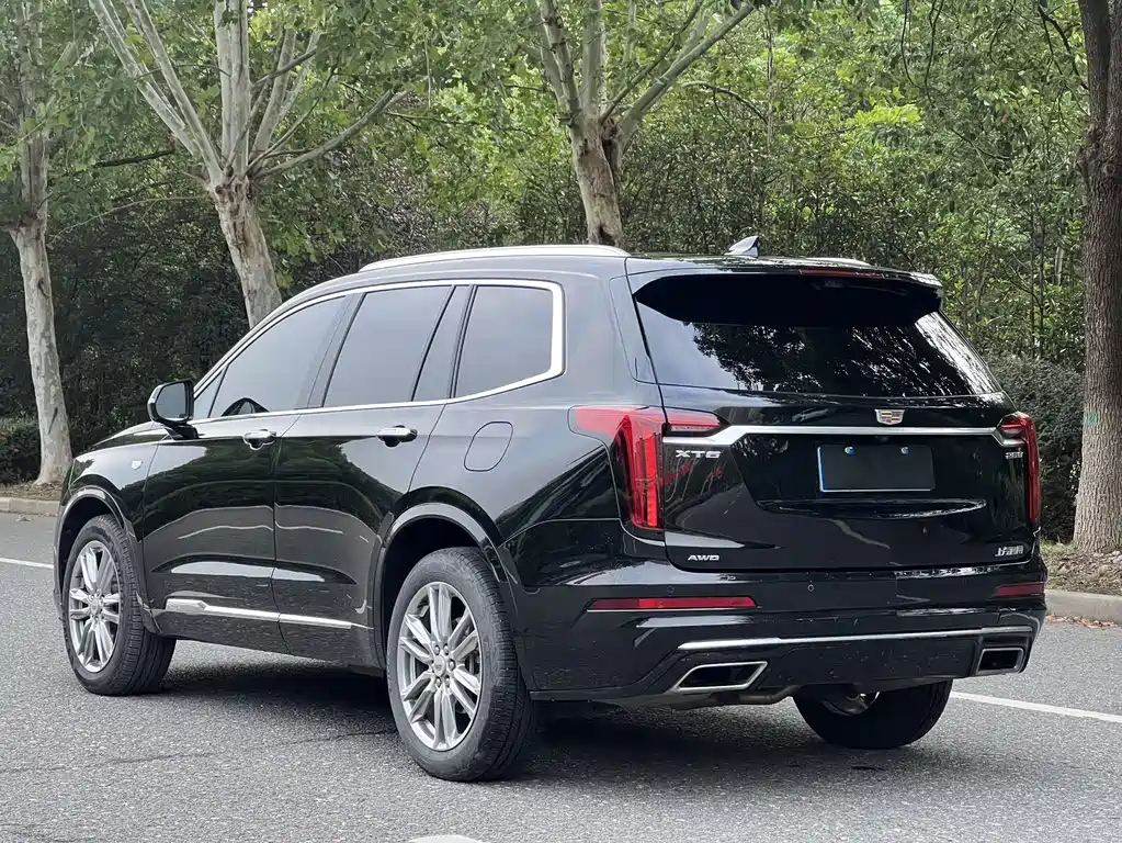 CADILLAC XT6 2021