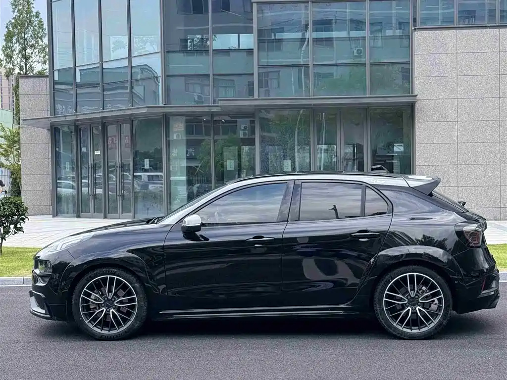 LYNK&CO 02 HATCHBACK 2022