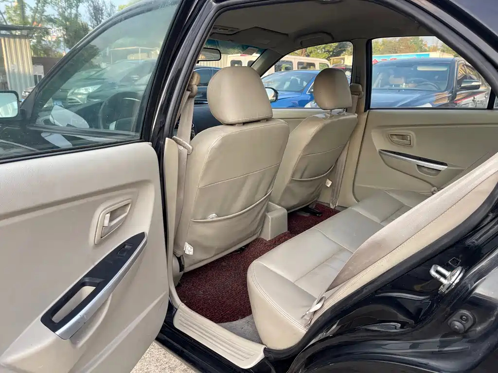 SOUEAST V3菱悦 2014