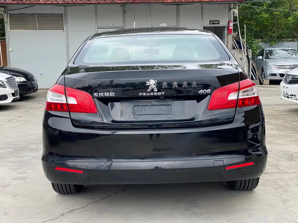 PEUGEOT 408 2014