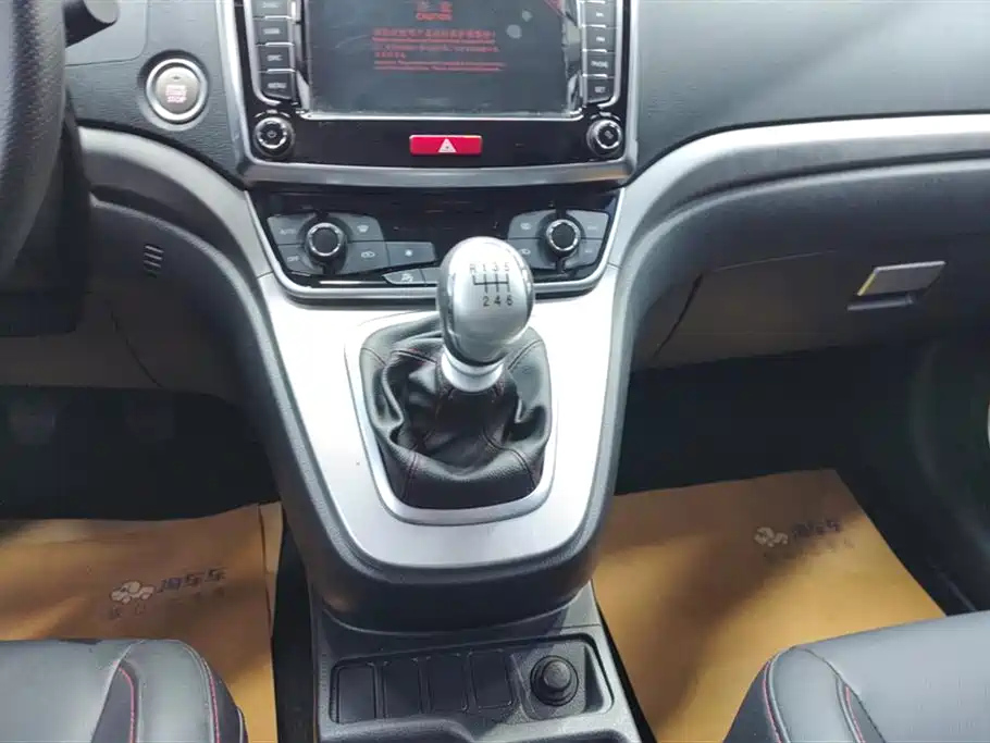 HAVAL M6 2019