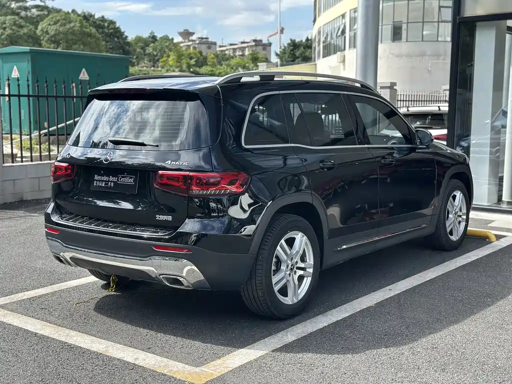 MERCEDES BENZ GLB 2022