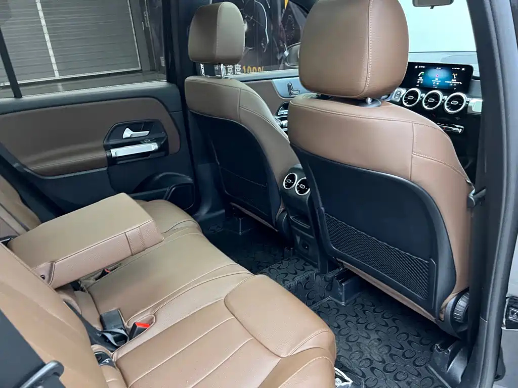 MERCEDES BENZ GLB 2022