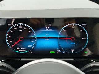 MERCEDES BENZ EQA  2022 YEAR EQA 260 2022