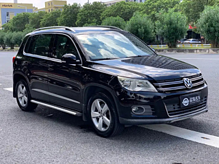VOLKSWAGEN TIGUAN 2012