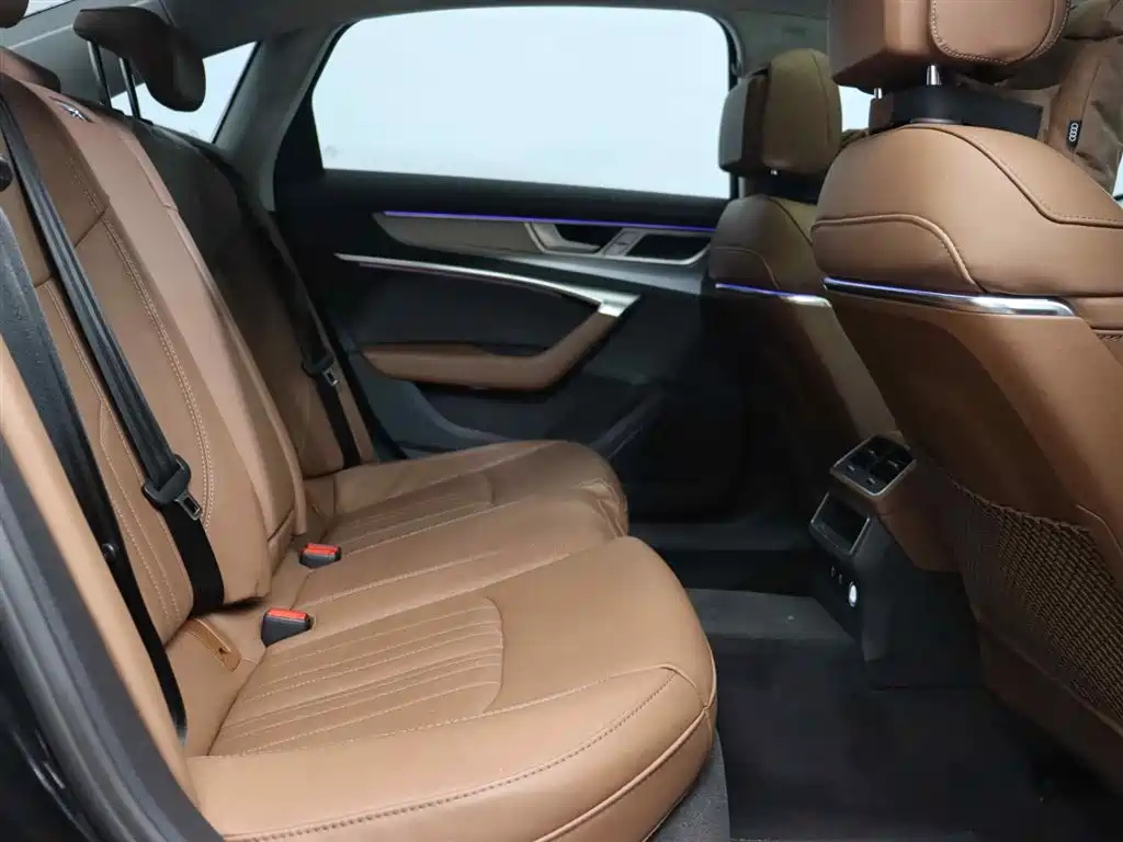 AUDI A6L 2023