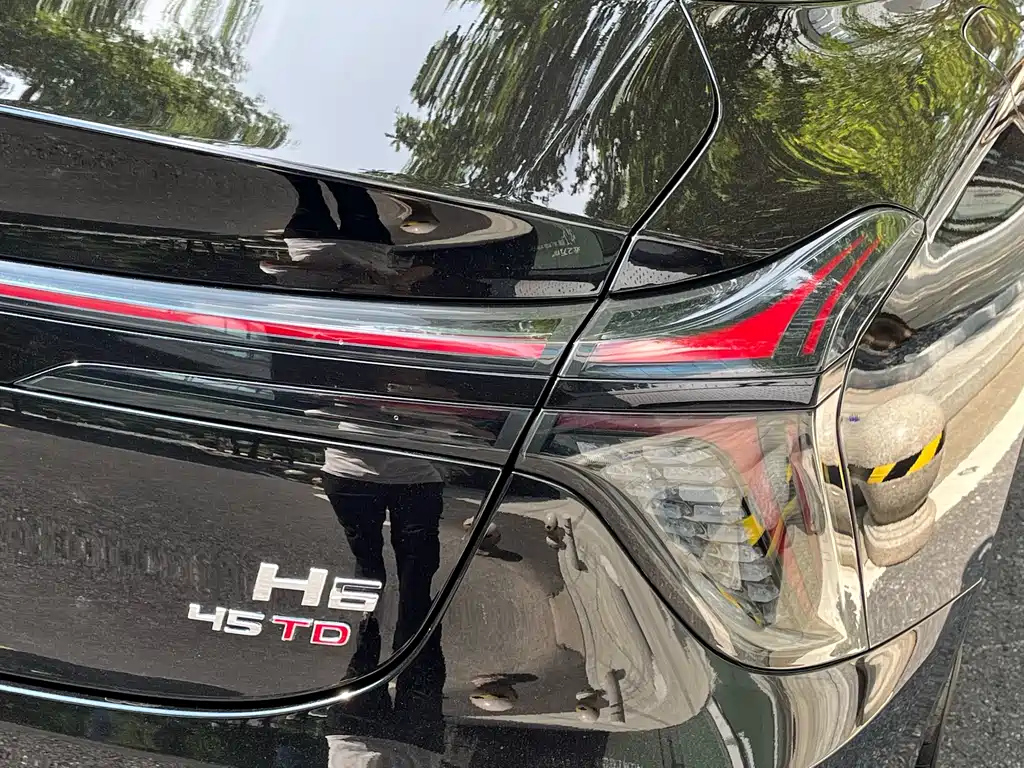 HONGQI H6 2024