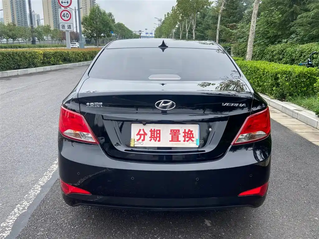 HYUNDAI RENA 2014