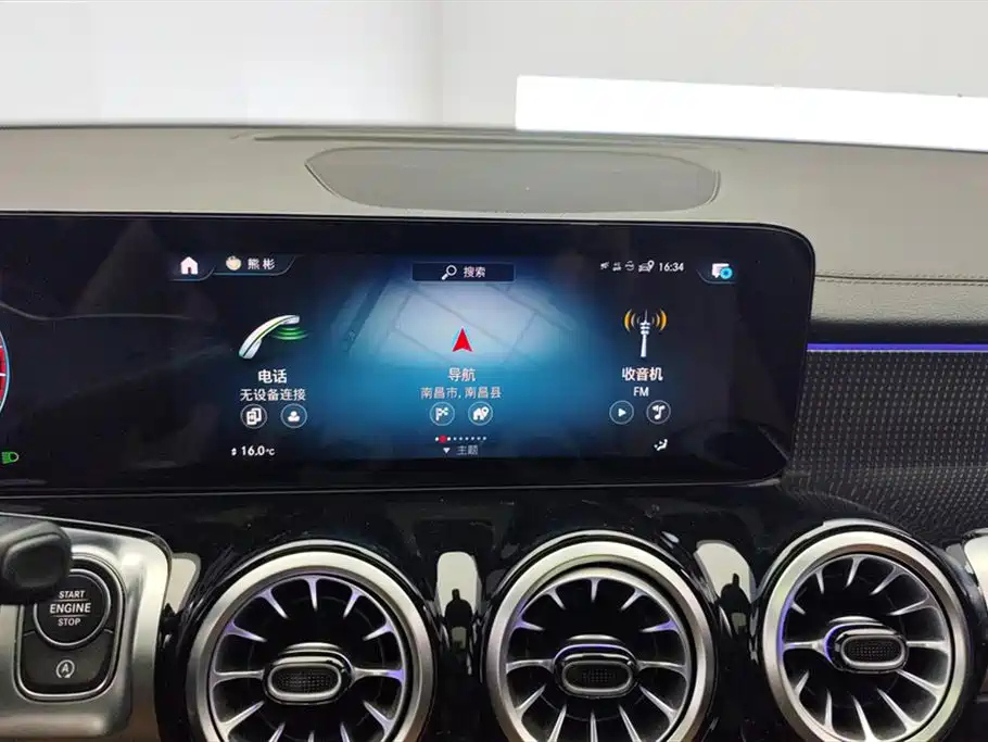 MERCEDES BENZ GLB 2022