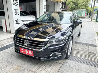 VOLKSWAGEN PASSAT 2020
