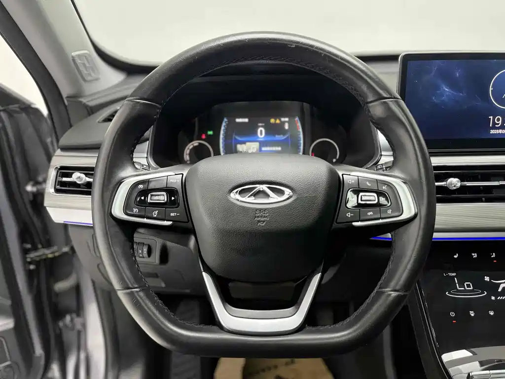 CHERY TIGGO 8 2021