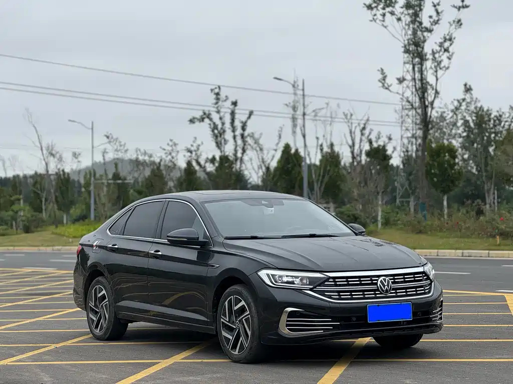 VOLKSWAGEN SAGITAR 2024