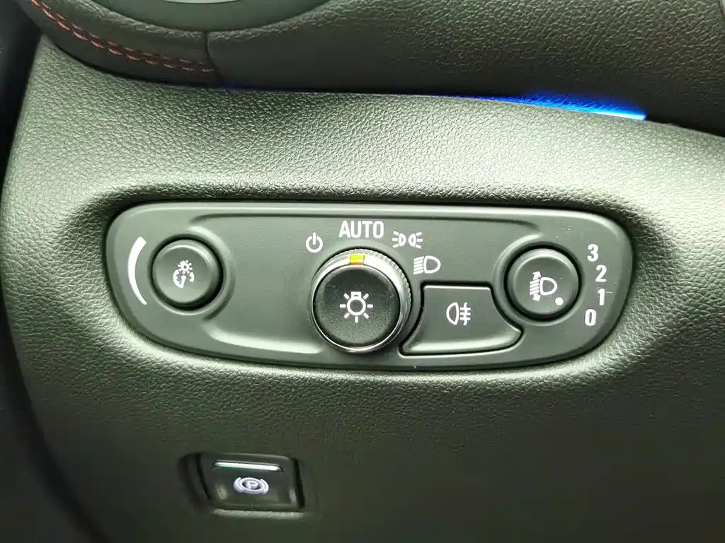 CHEVROLET BLAZER 2021