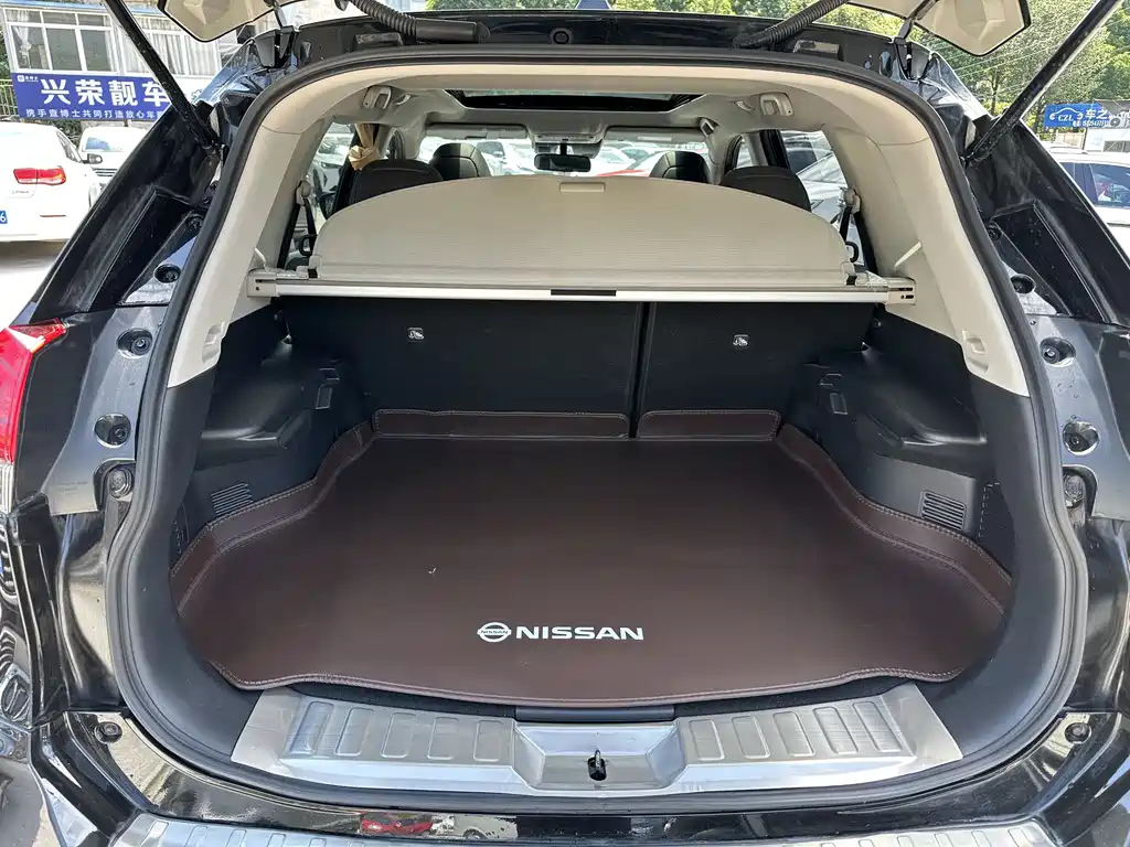 NISSAN X-TRAIL 2023