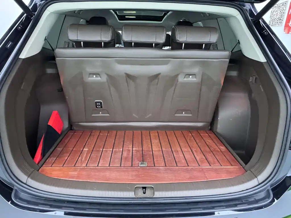 VOLKSWAGEN VILORAN 2021