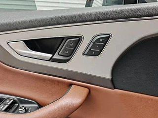 AUDI Q7  2018 YEAR 40 TFSI COMFORT 2018