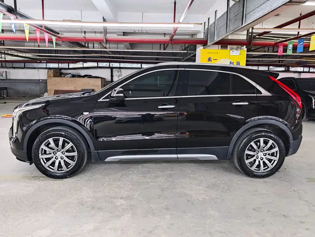 CADILLAC XT4 2020