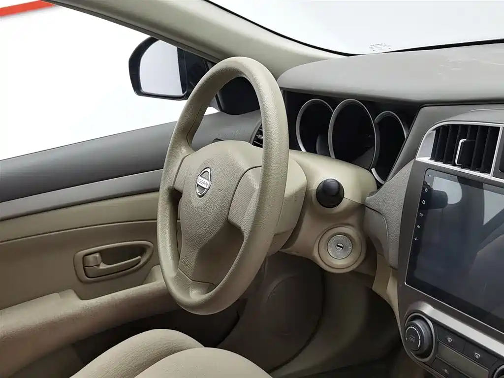 NISSAN SYLPHY 2016