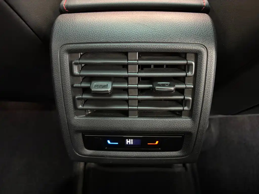VOLKSWAGEN GOLF GTI 2021
