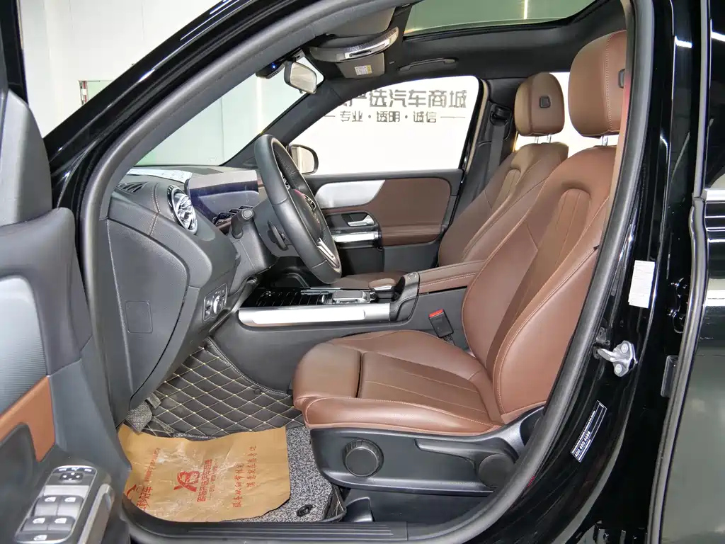 MERCEDES BENZ GLB 2022