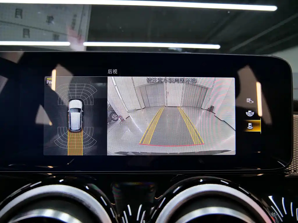 MERCEDES BENZ GLB 2022