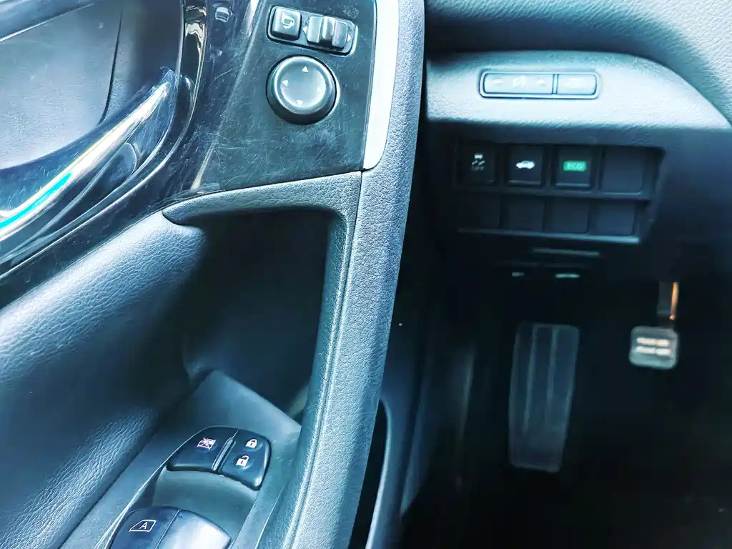 NISSAN TEANA 2018