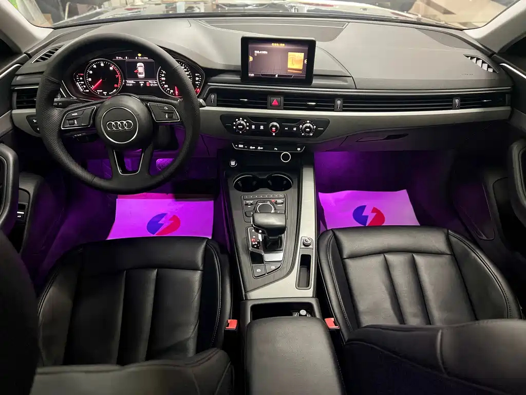 AUDI A4L 2019